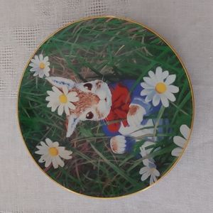Rabbit Decorative Plate
